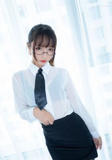 女教师被学生下药迷晕事件_720在线观看电视