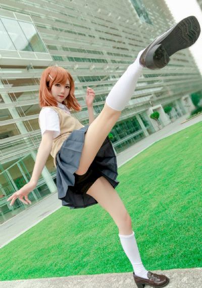 俩黑吊大战俩金发美女_迅雷极速版下载